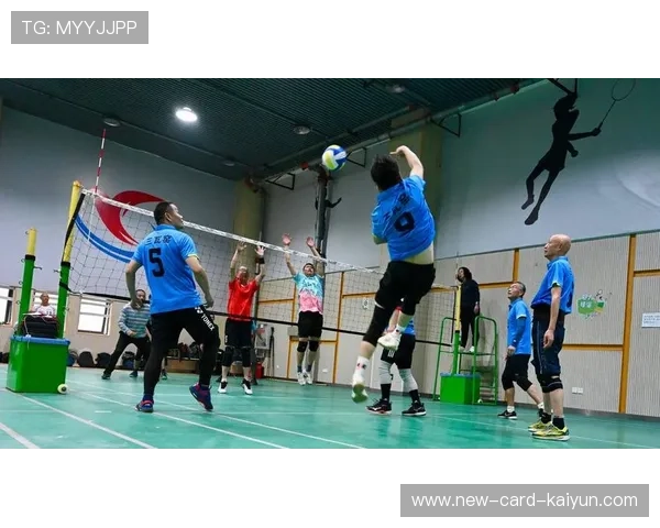 排球扣杀打中裁判眼睛！紧急送医