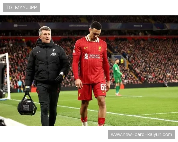 利物浦加强外围压制,阿诺德远射差点钻入死角 利物浦加强外围压制,阿诺德远射差点钻入死角