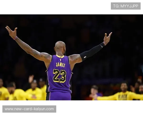 巴特勒弧顶三分稳稳命中,热火在主场完成逆袭 巴特勒弧顶三分稳稳命中,热火在主场完成逆袭