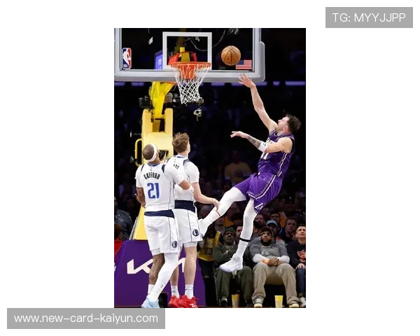 东契奇关键传球助攻，独行侠用配合赢得比赛