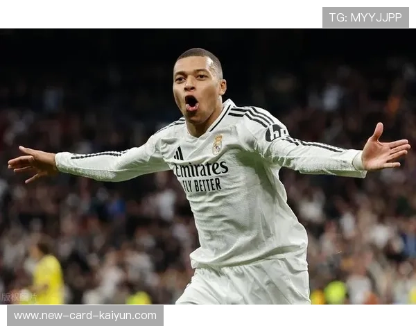 姆巴佩制造禁区混乱，法国再度占据进攻主导权